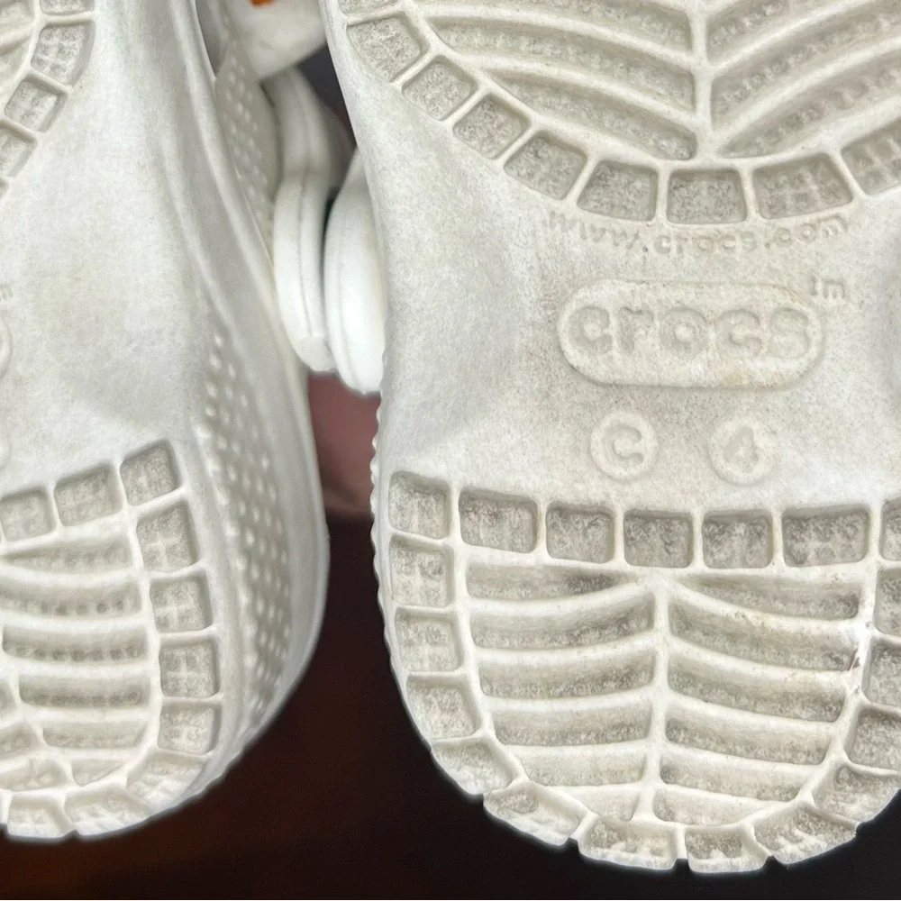 CROCS Kids White and Pink Cat Slippers